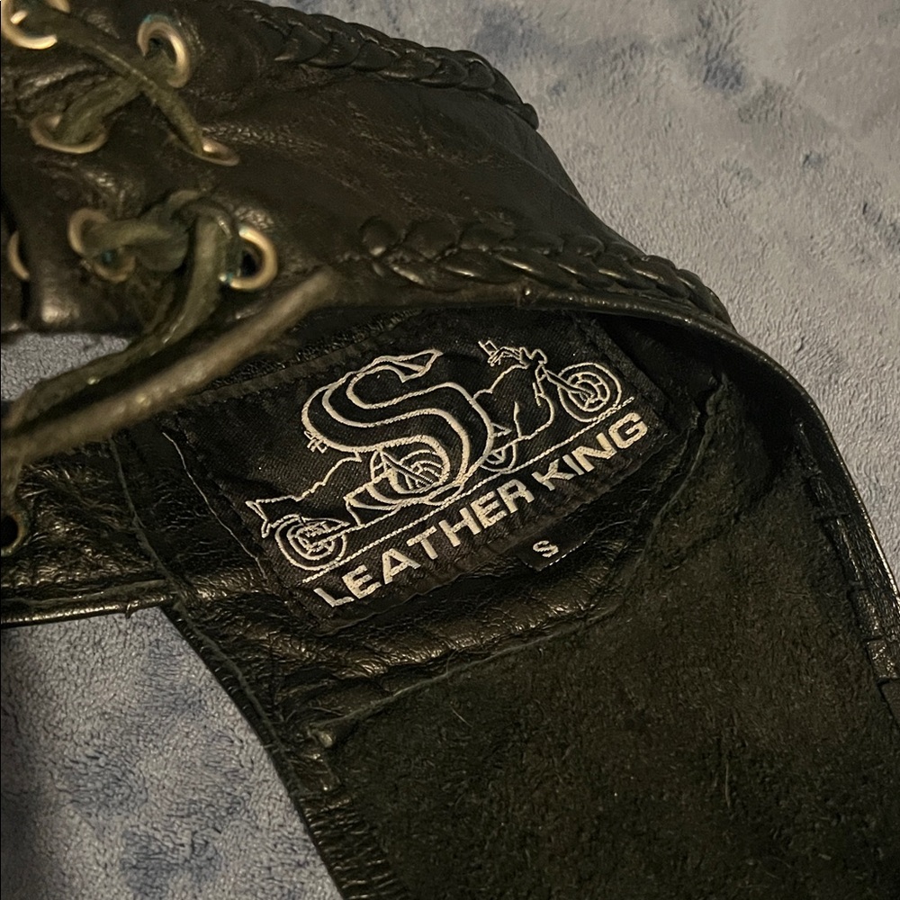 Black Leather Chaps. Leather King. - Picture 4 of 8